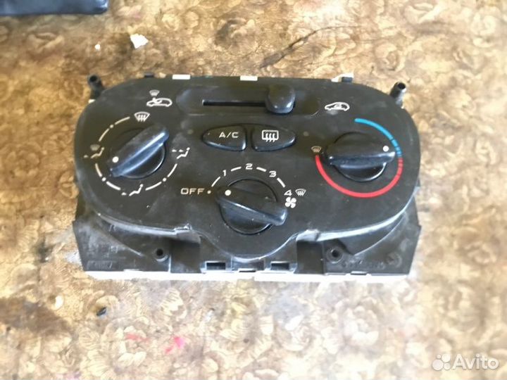 Блок управления климат-контролем Peugeot 206 1.4