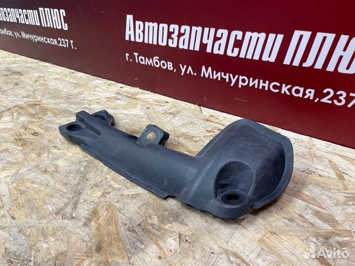 Защита датчика ABS задняя правая Renault Sandero