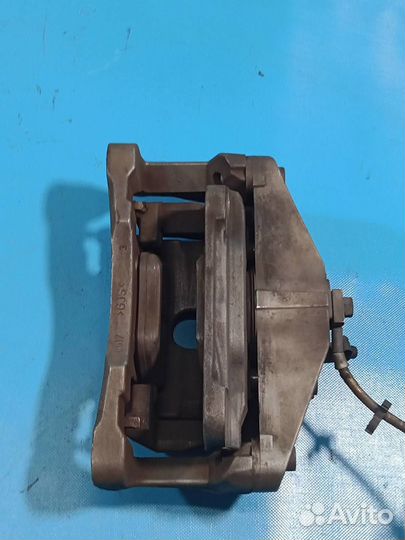 Суппорт тормозной передний левый Jaguar XJ X351