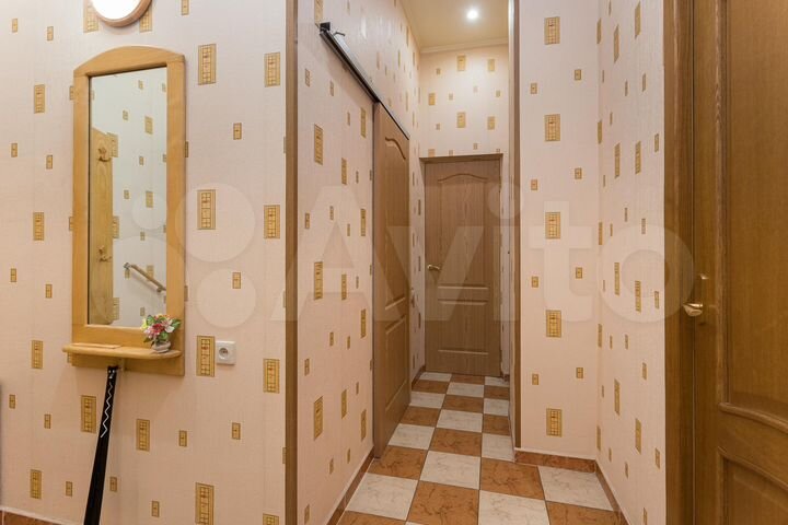 4-к. квартира, 119 м², 1/3 эт.