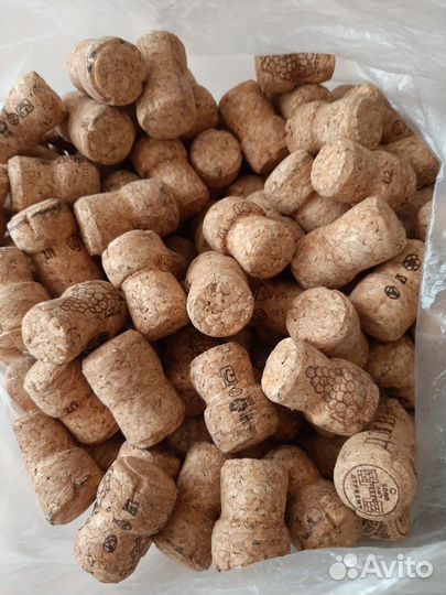 Пробки из под шампанского