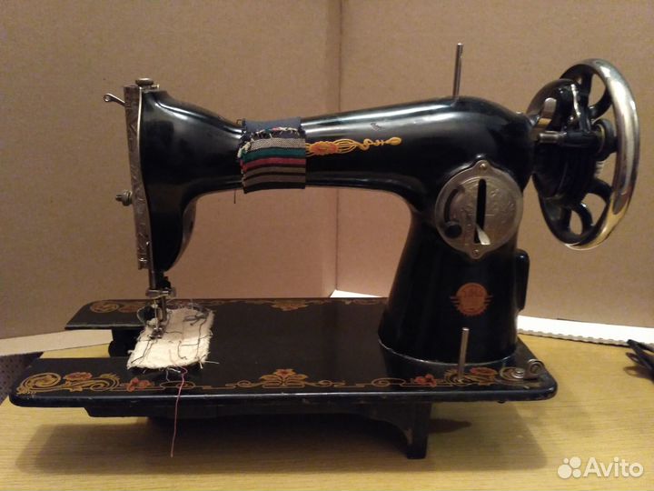 Швейная машинка пмз им. Калинина