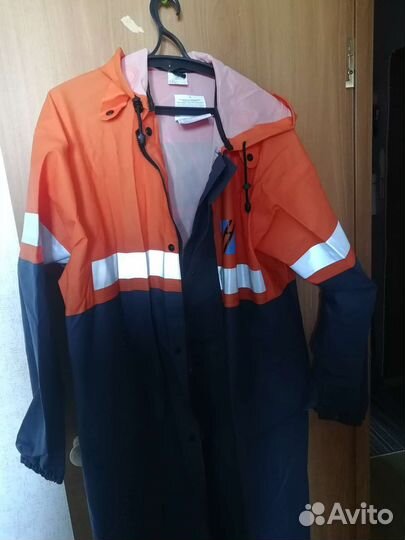 Плащ, дождевик