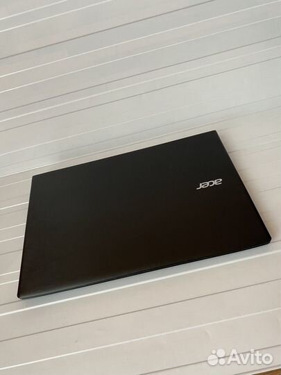 Acer core i3-7020/2gb video/игры/учеба/SSD/FLD