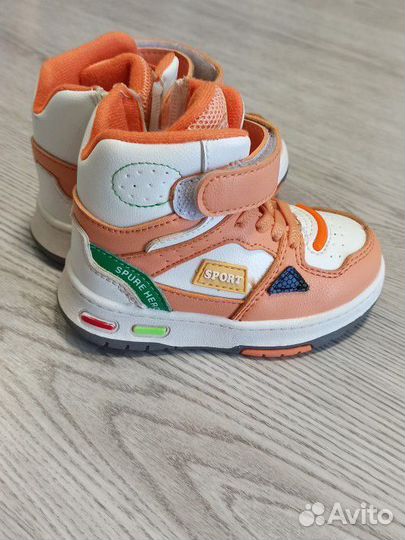 Ботинки для девочки