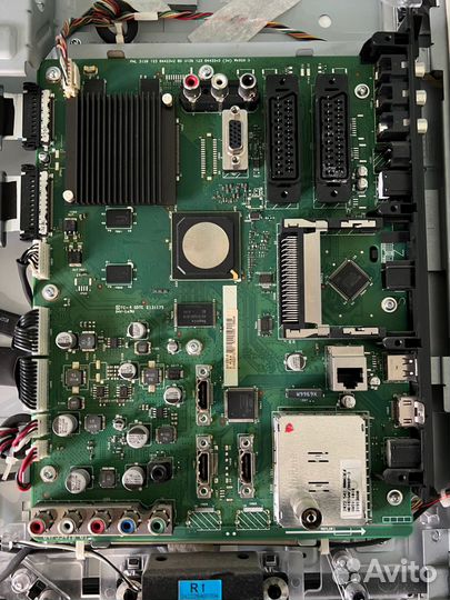 Телевизор philips 32pfl8404H/60 по запчастям