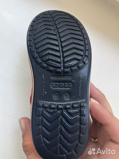 Сандали crocs c8