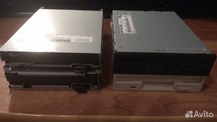 Флоппи дисководы внутренние - FDD 3.5”, 1,44Mb