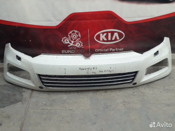 Бампер передний 10-14г Volkswagen Touareg NF