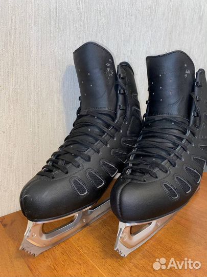 Профессиональные фигурные коньки edea