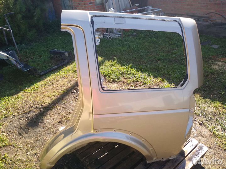 Крыло заднее левое Land Rover Discovery 3