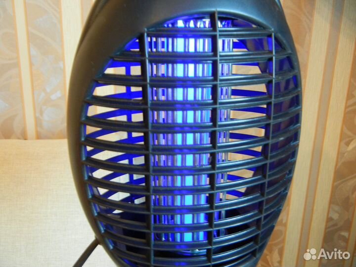 Электрическая лампа от насекомых