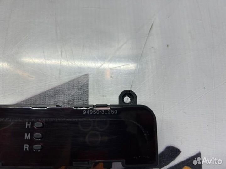 Часы Hyundai Grandeur 2010