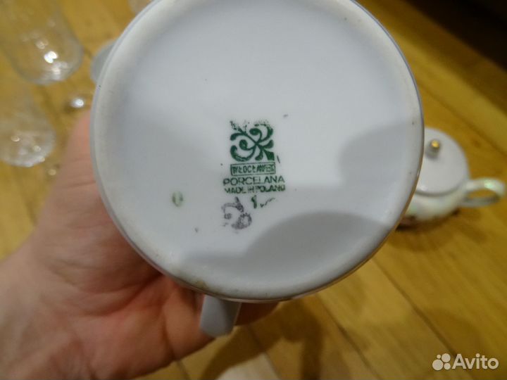 Кучка разной посуды