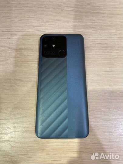 Продам телефон новый