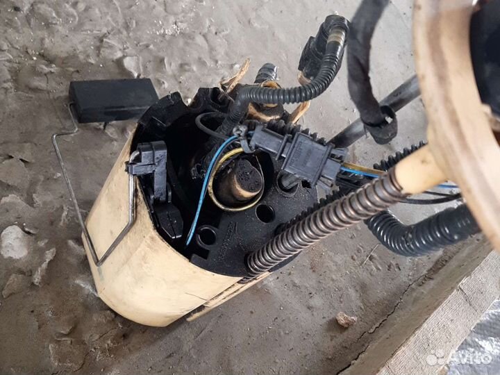 Погружной насос Audi A6 C6 2.0 TDI