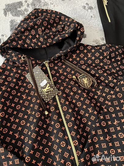 Спортивный костюм для девочки