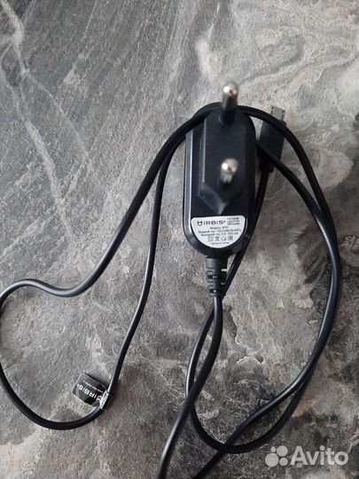 Зарядное устройство