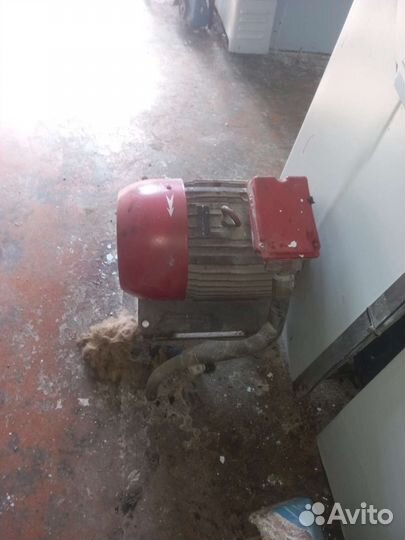 Электродвигатель асинхронный б/у