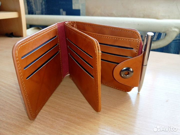 Мужской кошелек 