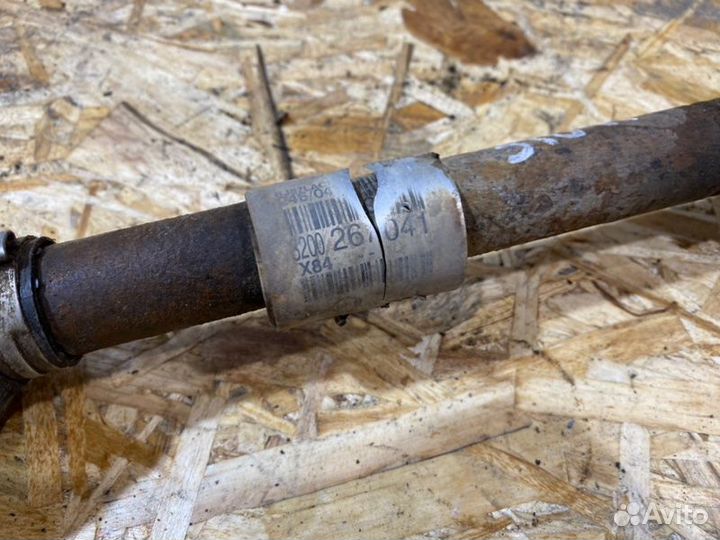 Привод правый Renault Megane седан K4M 1.6 2005