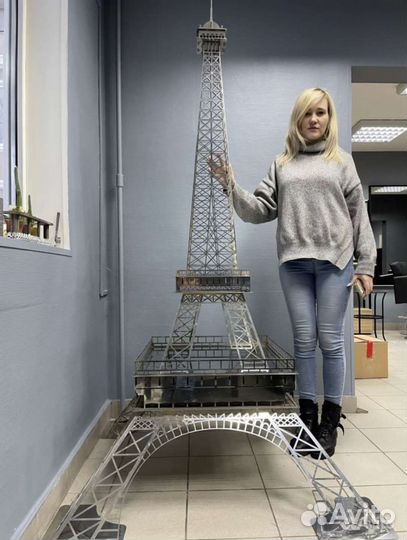 Эйфелева Башня