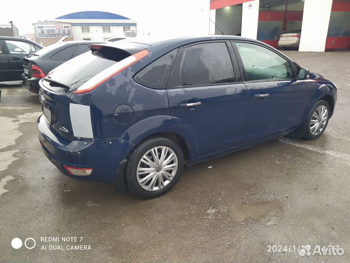 Ford Focus 1.8 МТ, 2010, 254 000 км