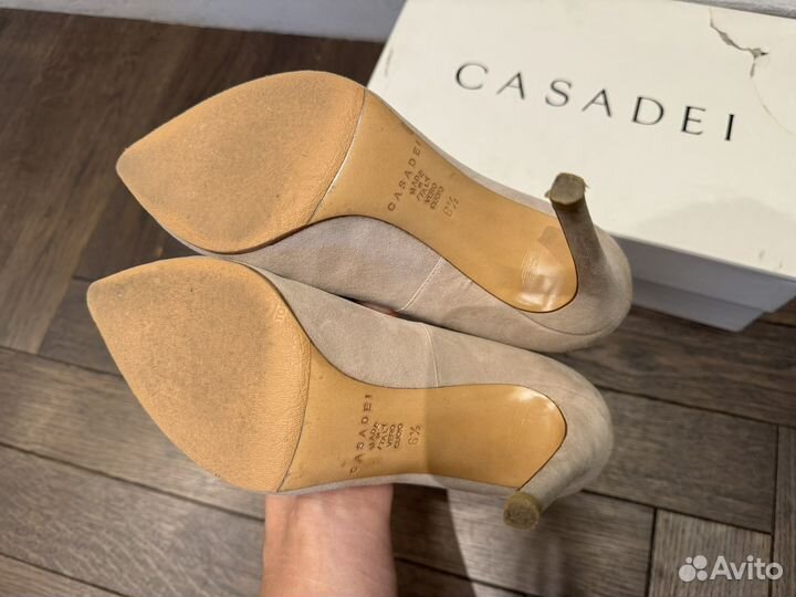 Туфли Casadei р-р 36,5, замша