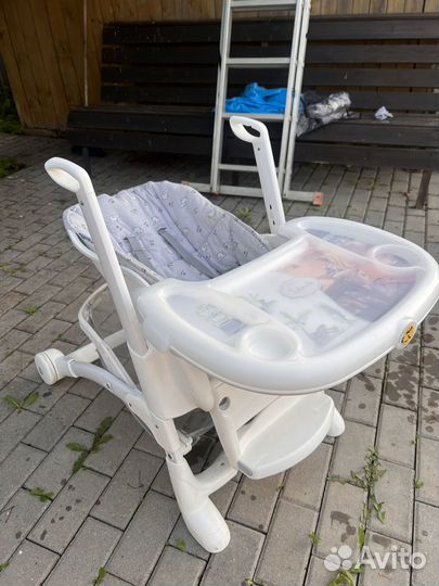 Детский стульчик для кормления
