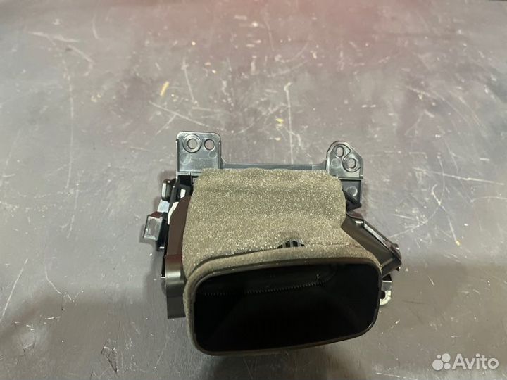 Дефлектор обдува салона Toyota Rav 4 XA50 2021