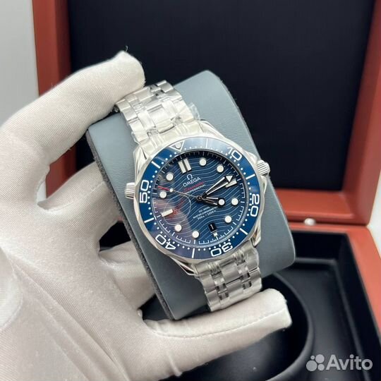 Часы Omega Seamaster