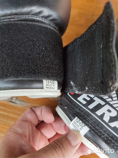 Боксерские перчатки 12 oz