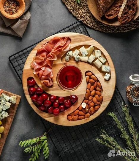 Доски деревянные, менажницы