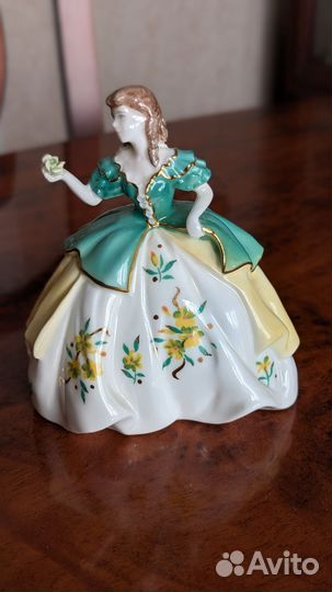 Фарфоровые Статуэтки, серия Прекрасные цветы