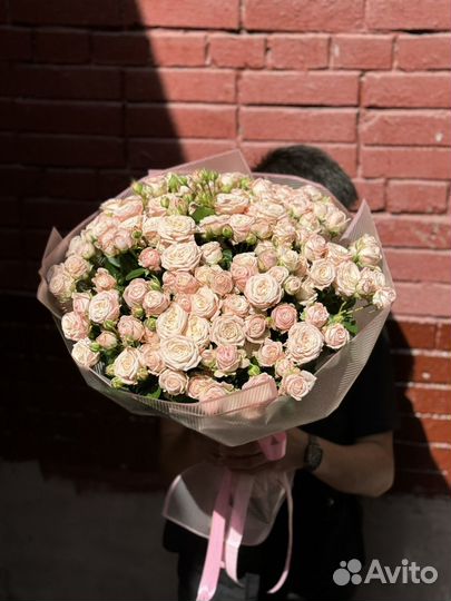 Роза букет цветы кустовая роза пионовидные роза