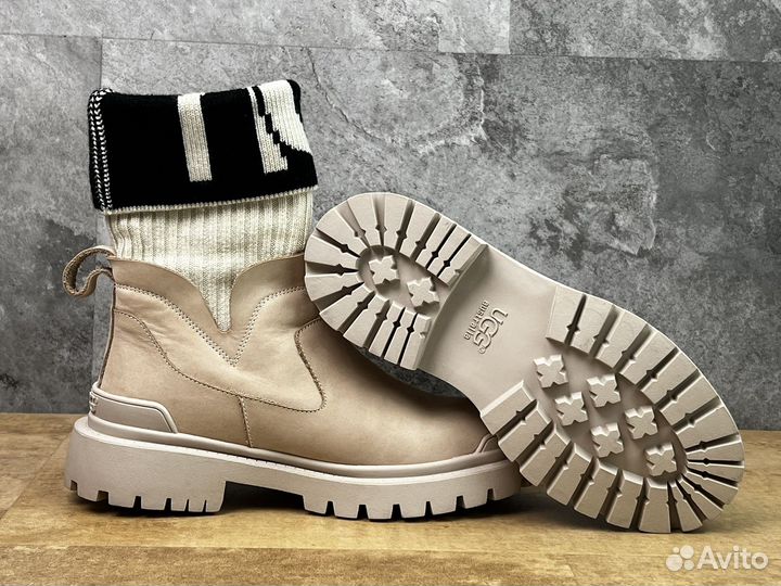 Ugg Martin Knit Sand