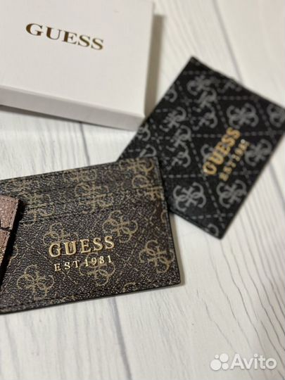 Картхолдер guess