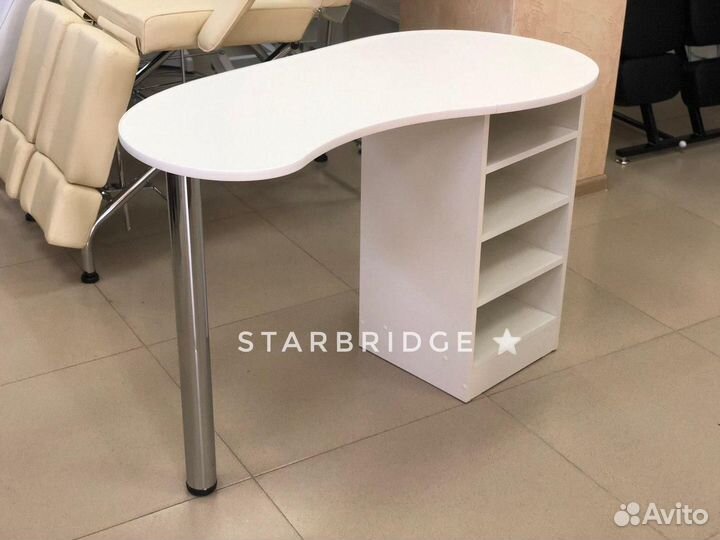 Стол маникюрный складной