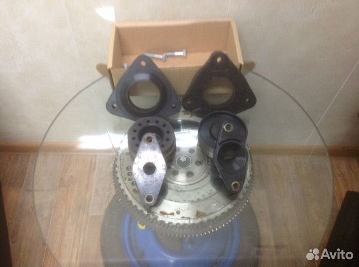 На Хундай I-40 проставки увеличения клиренса