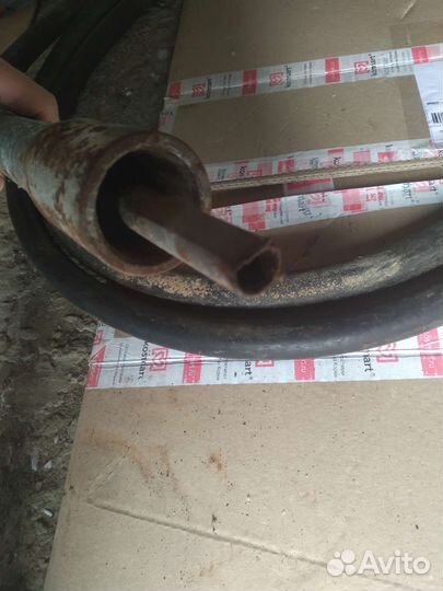 Вибратор глубинный