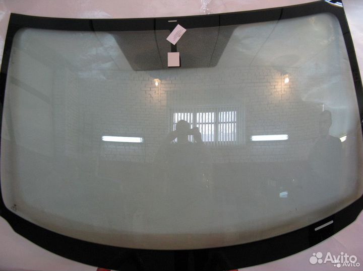 Лобовое стекло на Бмв е65. Установка