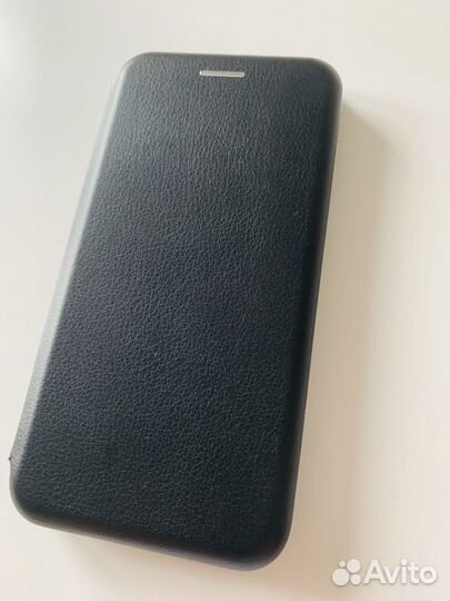 Чехол на iPhone