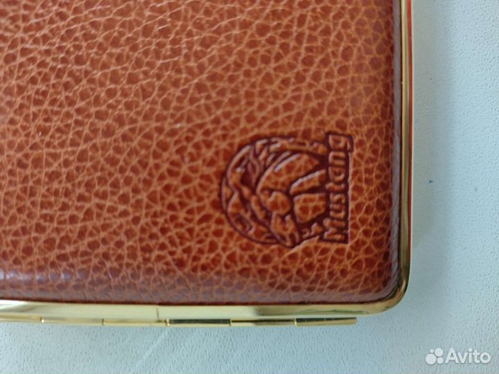 Портсигар mustang