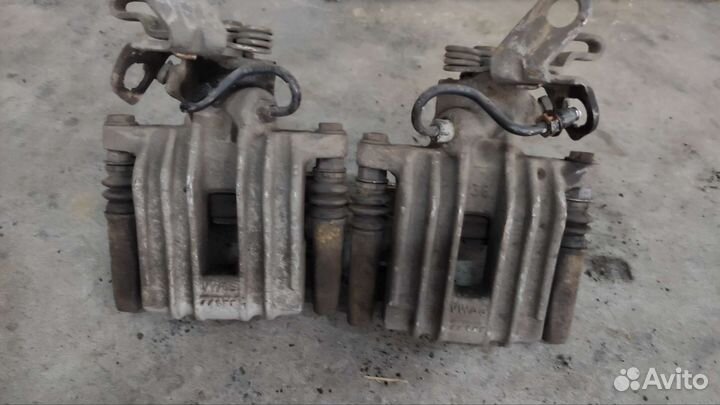 Комплект суппортов перед/зад от Audi (VW, Skoda)