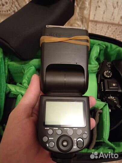 Зеркальный фотоаппарат Sony а 9