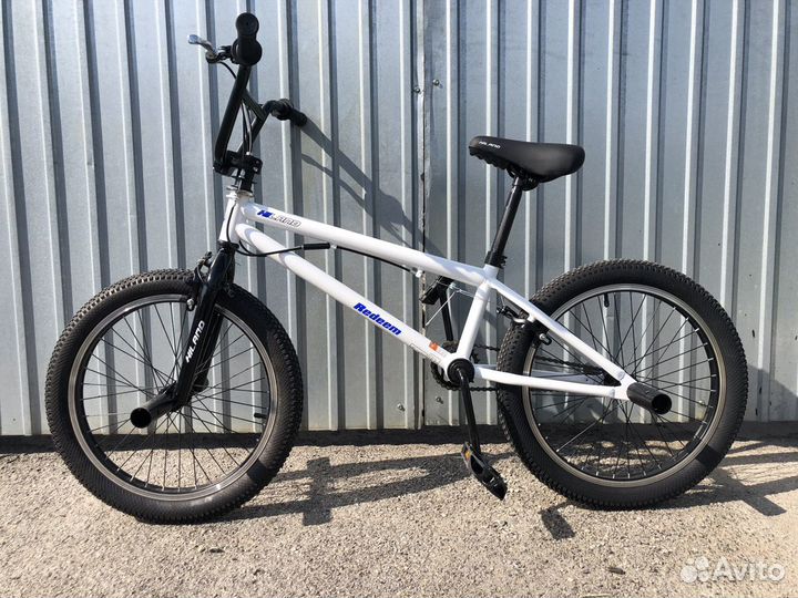 Трюковой велосипед BMX