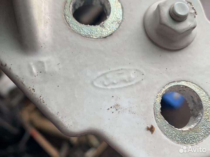 Петли двери дверей Форд Транзит