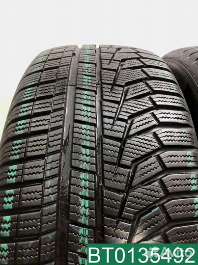 Hankook Winter I'Cept Evo2 W320A SUV 235/55 R18 104V