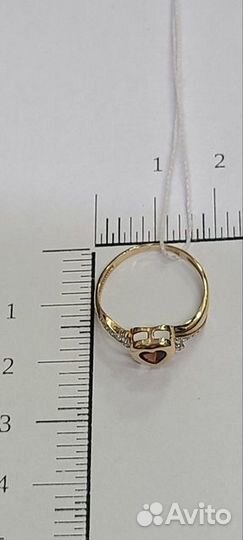 Золотое кольцо с фианитом 17р