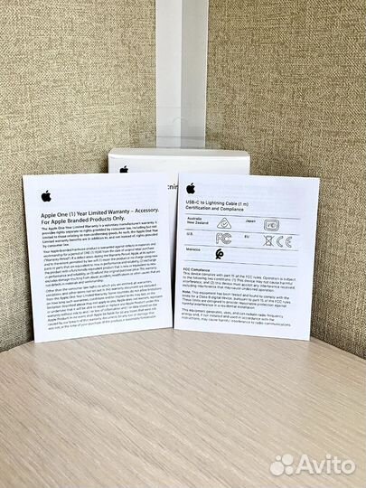 Кабель для зарядки iPhone USB-C - Lightning 1 метр